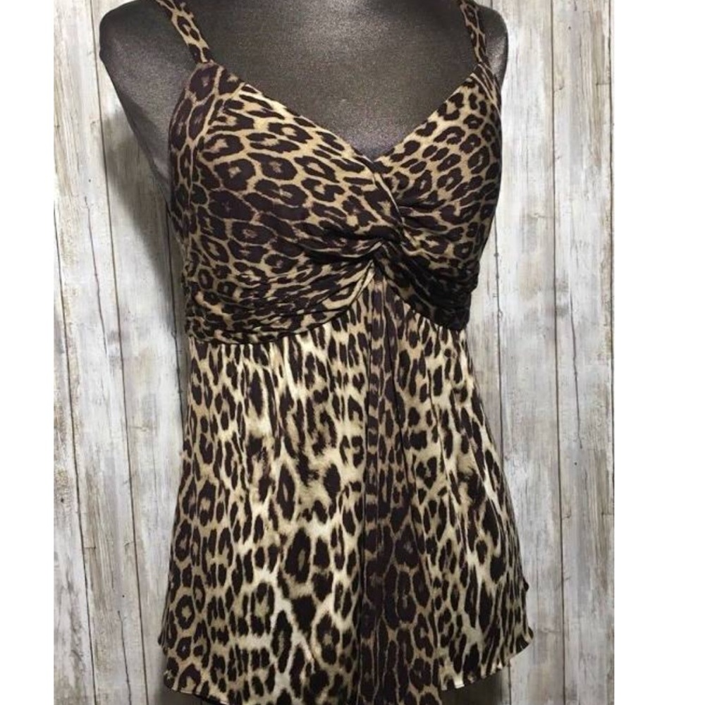 Elie Tahari silk animal print tank top-size xs.